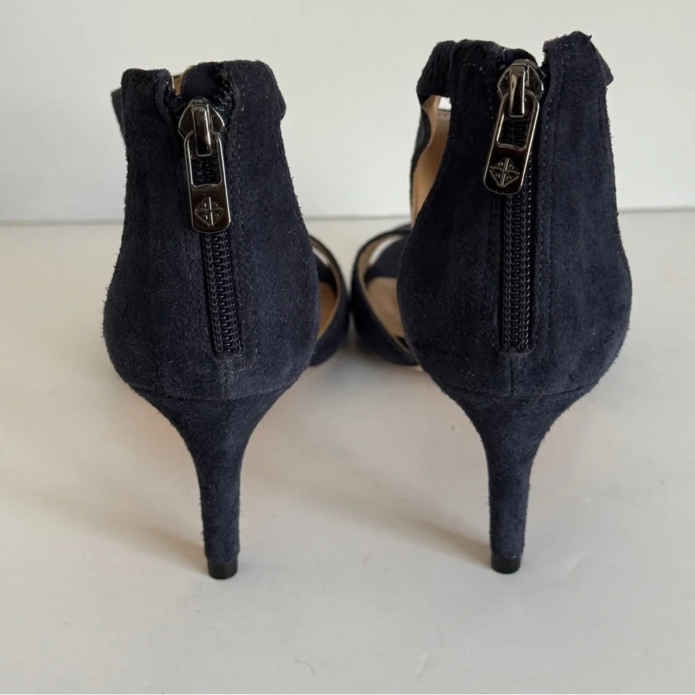 Antonio Melani T-Strap Kitten Heels Blue Velvet Heeled Sandals Size 7M